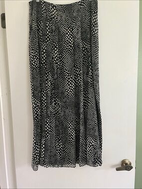 Dana Buchman Black and White Polka Dot Maxi Pleated Skirt size 12